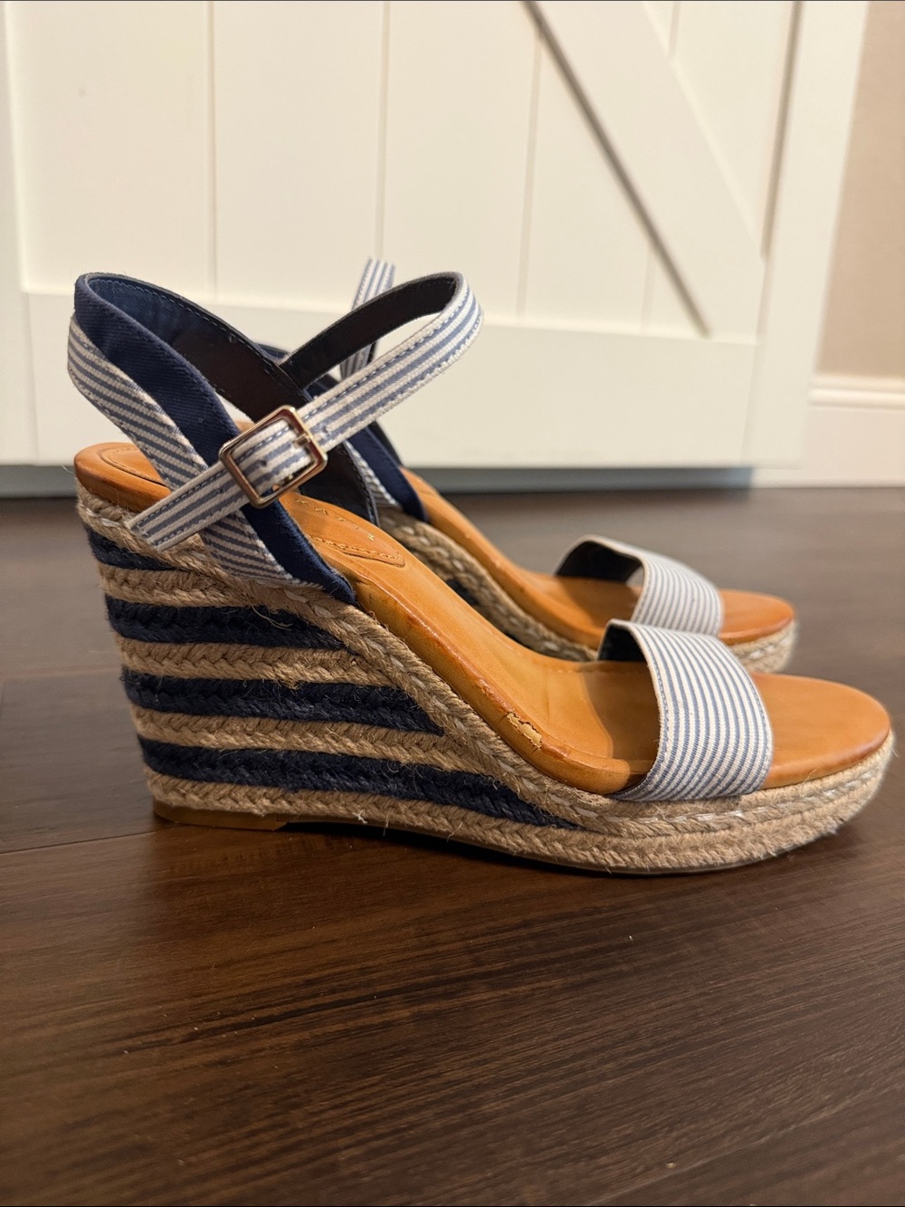 Kelly & Katie Navy and White Striped Espadrille Wedge Sandals Women’s 9 M